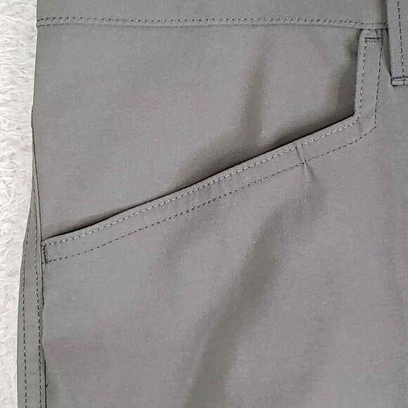 Eddie Bauer Pants Men’s Size 40x30 Gray Straight Leg Flat Front Nylon Hike 40 - Picture 4 of 11